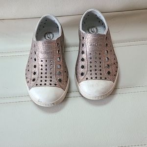 Native Jefferson glitter size 7